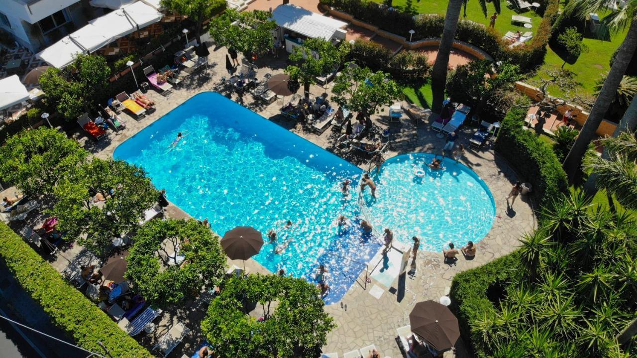 Hotel Alpha Sant'Agnello Εξωτερικό φωτογραφία