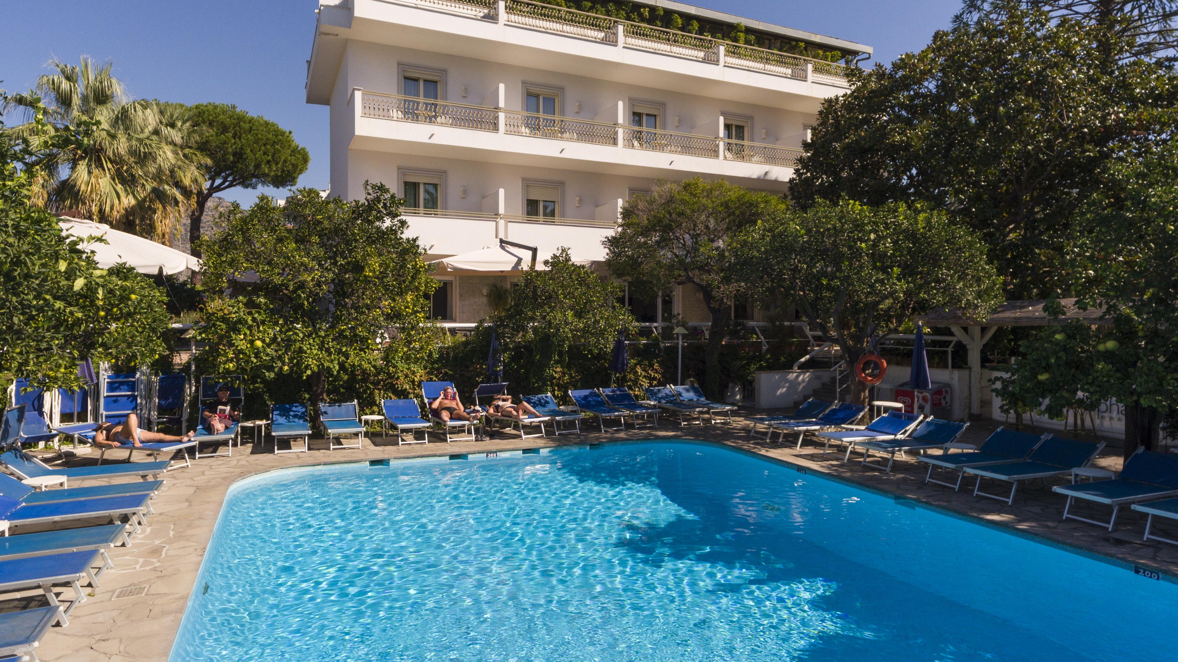 Hotel Alpha Sant'Agnello Εξωτερικό φωτογραφία