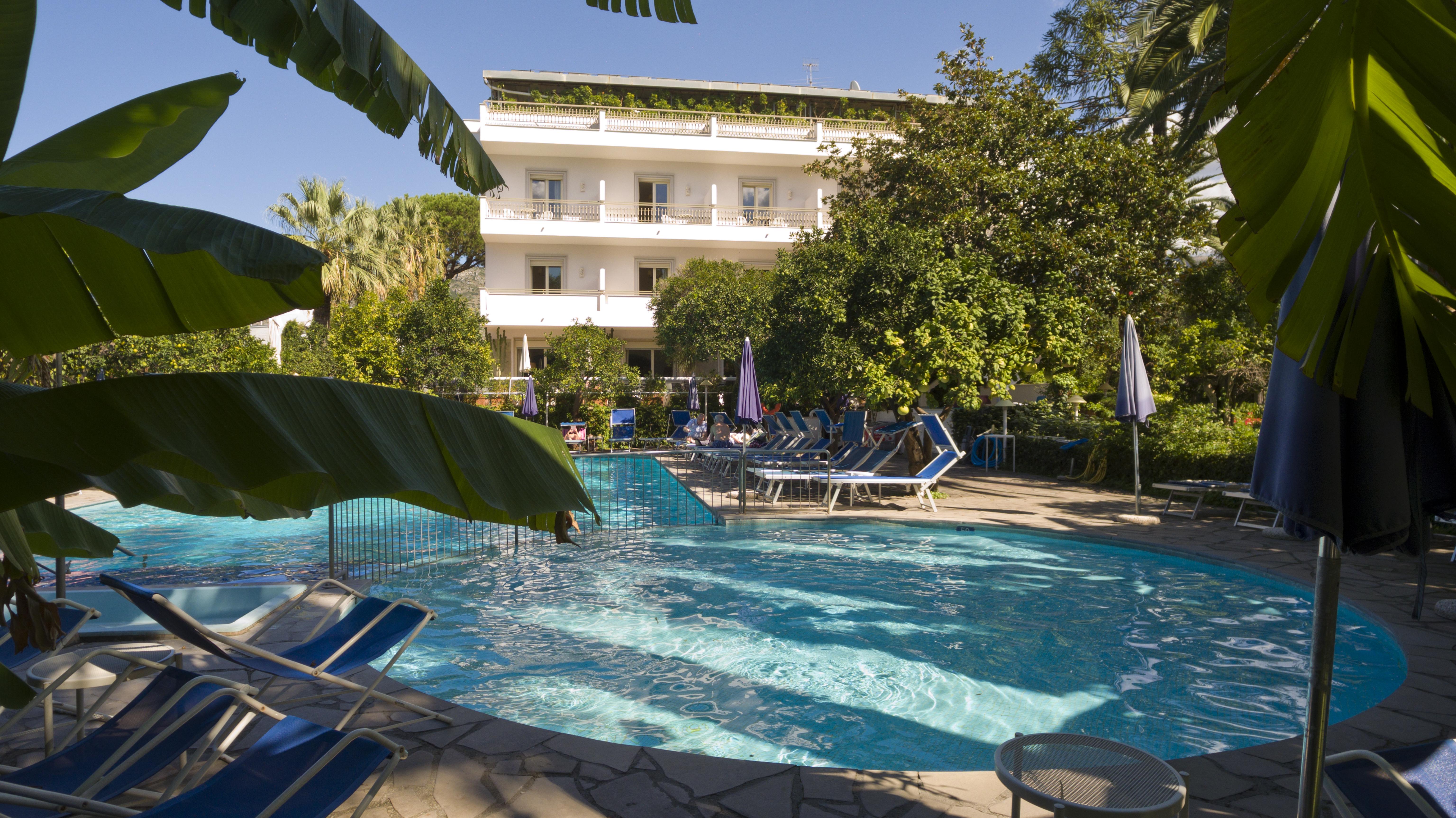 Hotel Alpha Sant'Agnello Εξωτερικό φωτογραφία