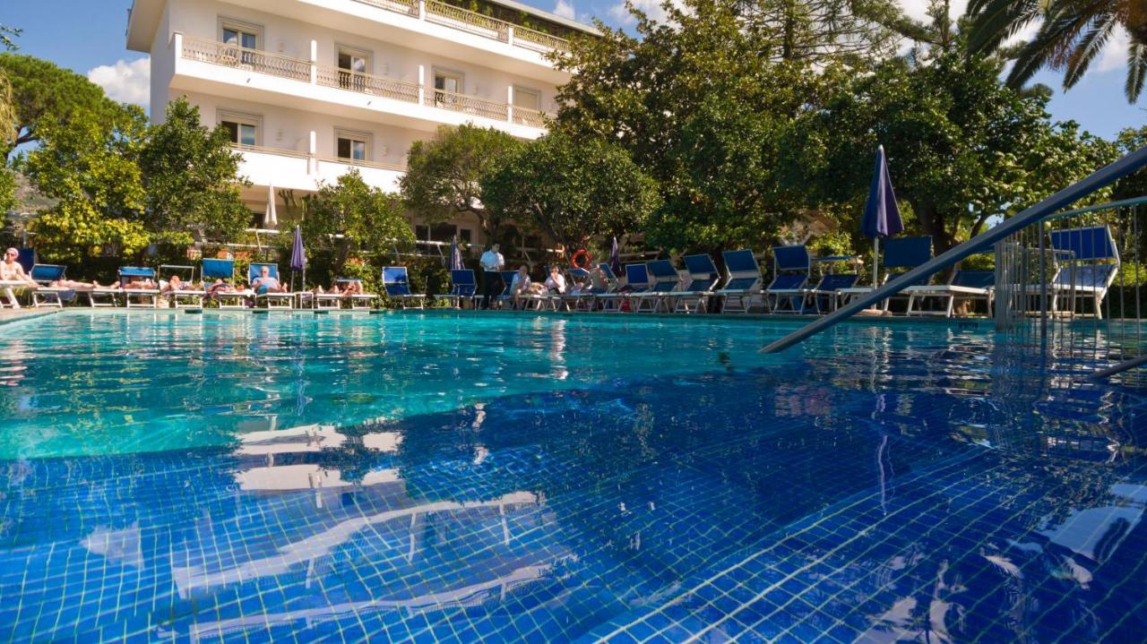 Hotel Alpha Sant'Agnello Εξωτερικό φωτογραφία
